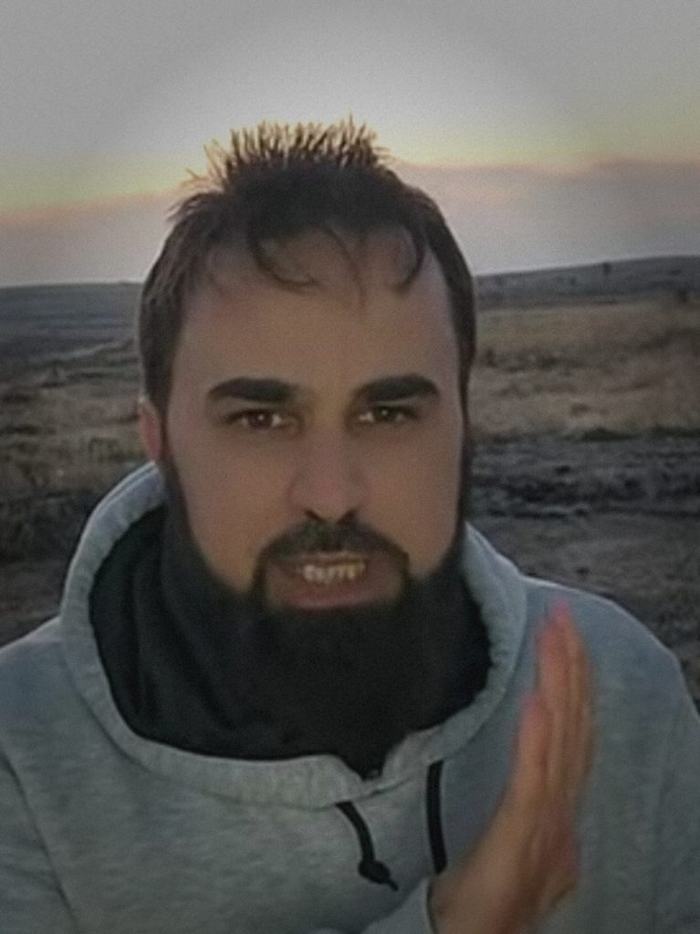 أيمن المحمد ويكيبيديا هو الداعية أيمن المحمد وهل هو سني ام شيعي