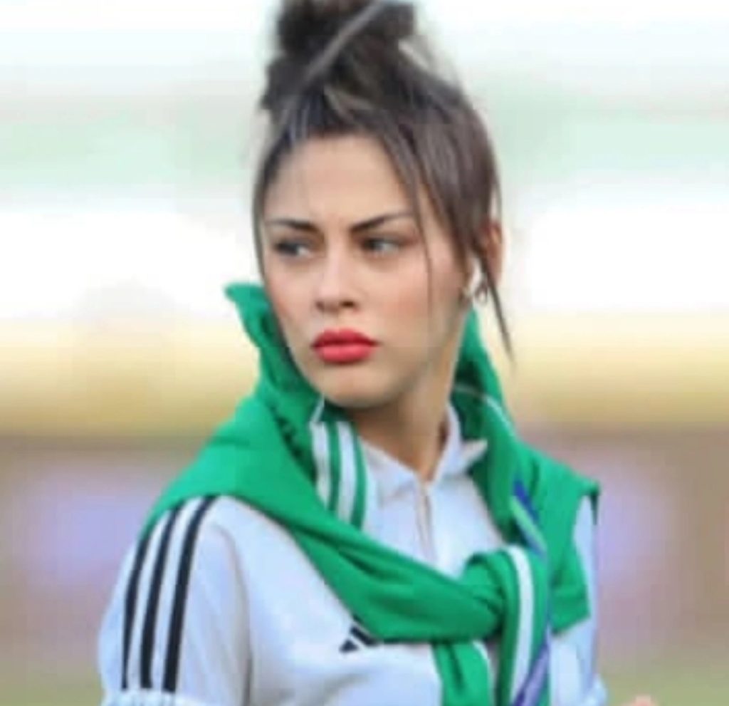 عبلة بن سنوسي ويكيبيديا
